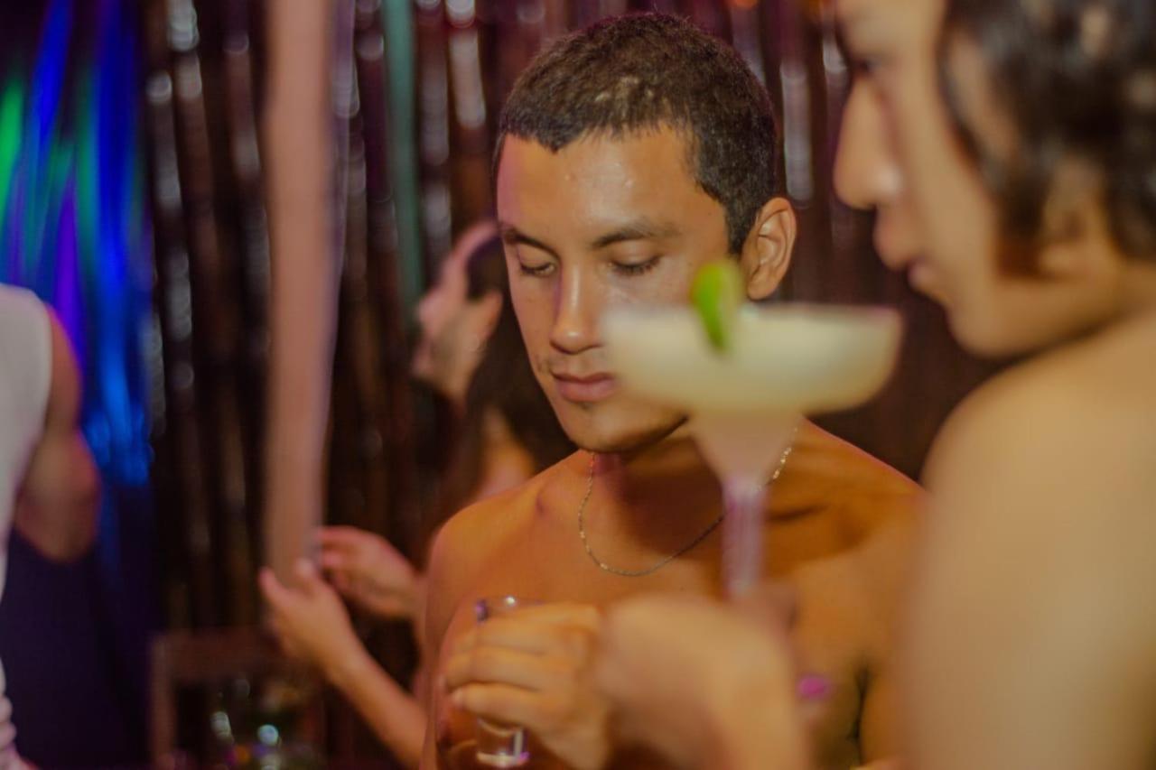 La Maxima & Lgbt Hotel Zipolite Buitenkant foto